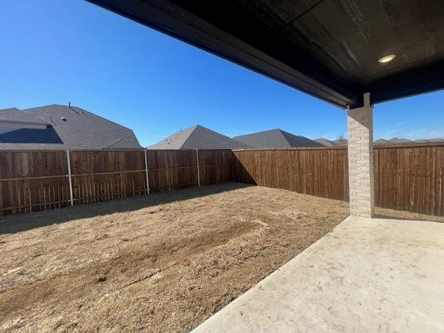 366 Waters Ridge Drive, Lavon, TX 75166