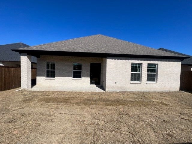 366 Waters Ridge Drive, Lavon, TX 75166