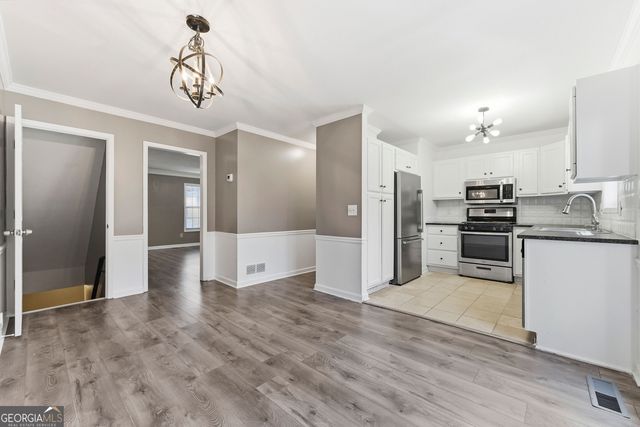 4350 Ivy Glen Court SE, Smyrna, GA 30082