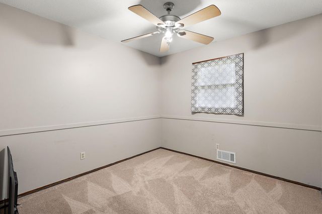 1038 Van Buren Street S, Shakopee, MN 55379