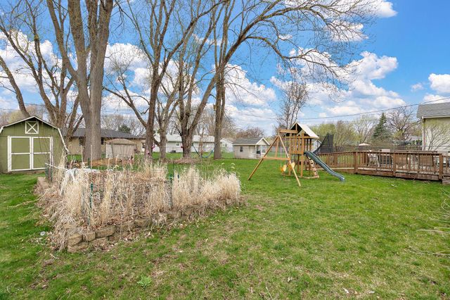 1038 Van Buren Street S, Shakopee, MN 55379