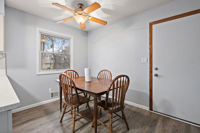 1038 Van Buren Street S, Shakopee, MN 55379