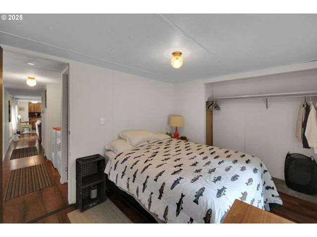 3950 Coburg Rd 27, Eugene, OR 97408