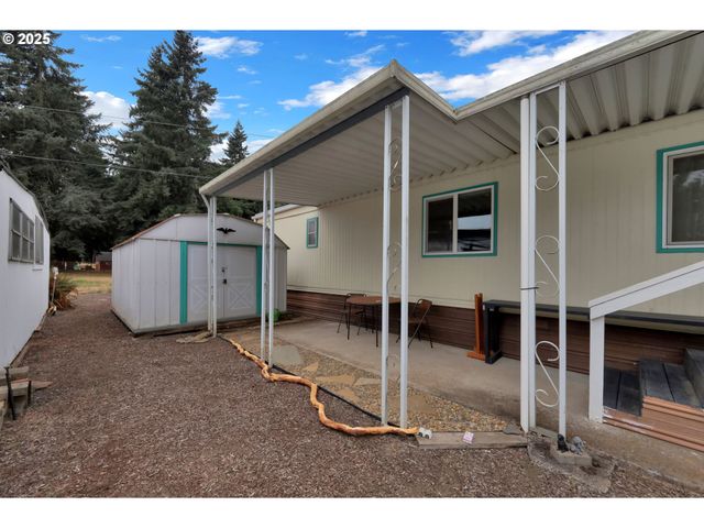 3950 Coburg Rd 27, Eugene, OR 97408