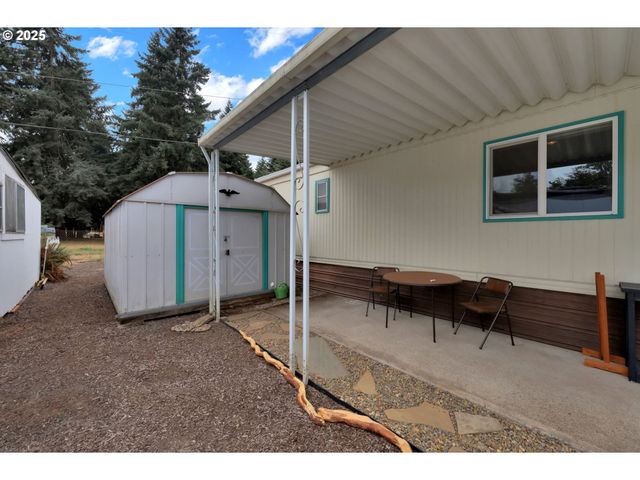 3950 Coburg Rd 27, Eugene, OR 97408