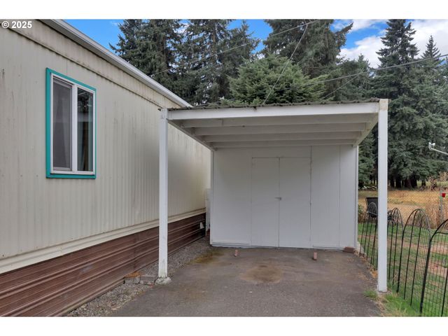 3950 Coburg Rd 27, Eugene, OR 97408