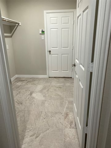 106 Laurel Oak Drive, Red Oak, TX 75154
