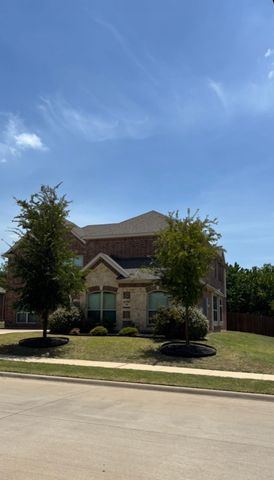 106 Laurel Oak Drive, Red Oak, TX 75154