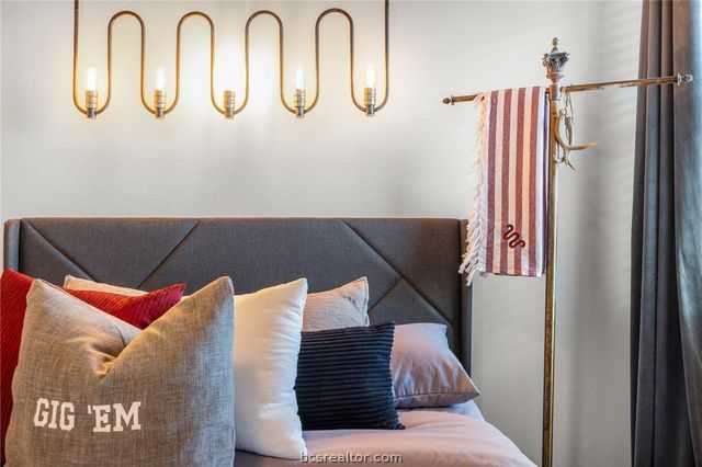 767 Double Mountain Road, College Station, TX 77845