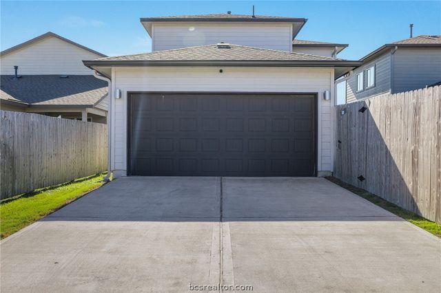 767 Double Mountain Road, College Station, TX 77845