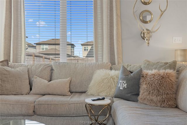 767 Double Mountain Road, College Station, TX 77845