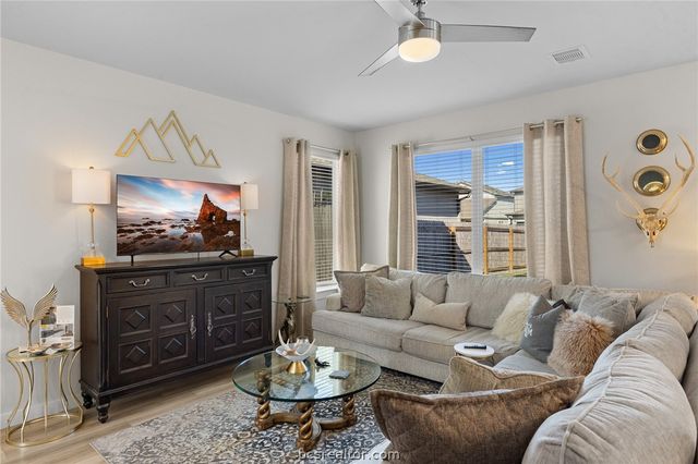 767 Double Mountain Road, College Station, TX 77845