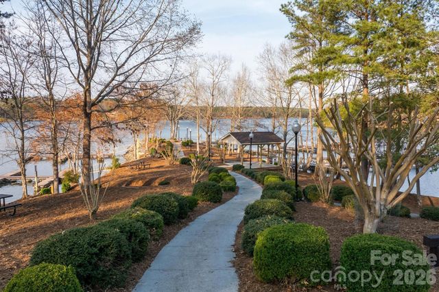 1036 W Paradise Harbor Drive, Connelly Springs, NC 28612