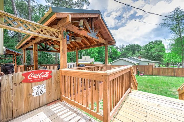 100 Magnolia Place, Coldspring, TX 77331