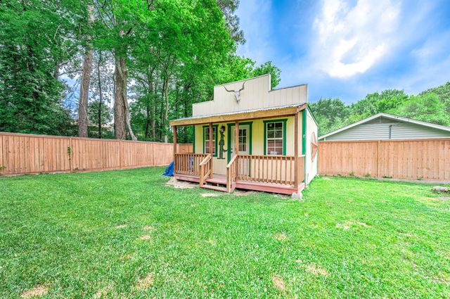 100 Magnolia Place, Coldspring, TX 77331