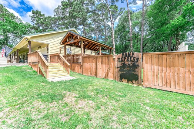 100 Magnolia Place, Coldspring, TX 77331