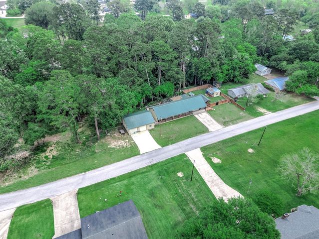 100 Magnolia Place, Coldspring, TX 77331