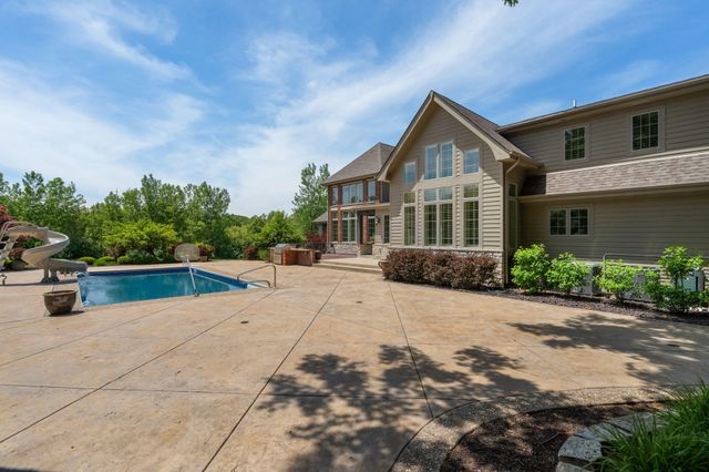 1840 Kleven Lane, Crown Point, IN 46307