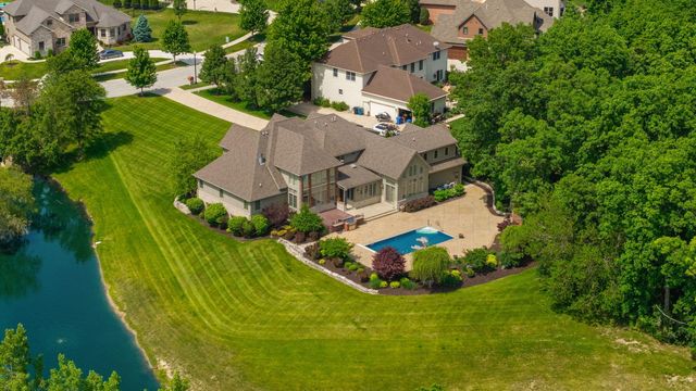 1840 Kleven Lane, Crown Point, IN 46307