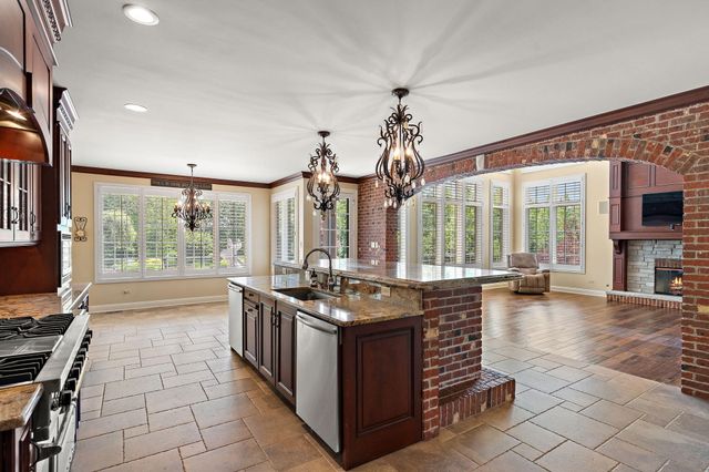 1840 Kleven Lane, Crown Point, IN 46307
