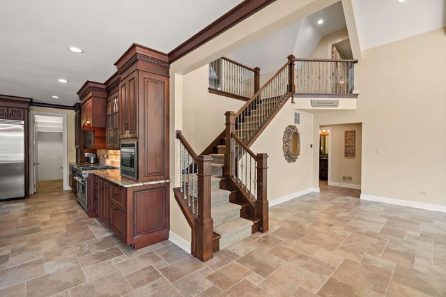 1840 Kleven Lane, Crown Point, IN 46307