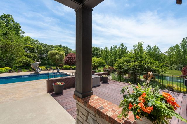 1840 Kleven Lane, Crown Point, IN 46307