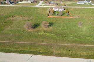 1010 Prairie View Drive, Somonauk, IL 60552