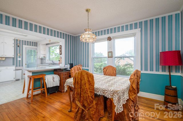 5309 Hickory Grove Road, Stanley, NC 28164