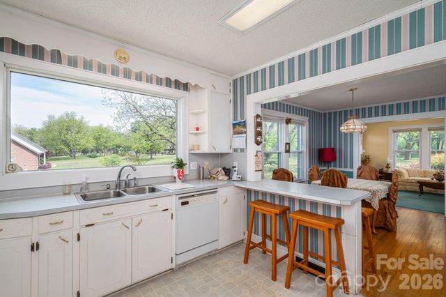 5309 Hickory Grove Road, Stanley, NC 28164