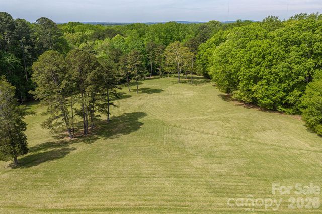 5309 Hickory Grove Road, Stanley, NC 28164