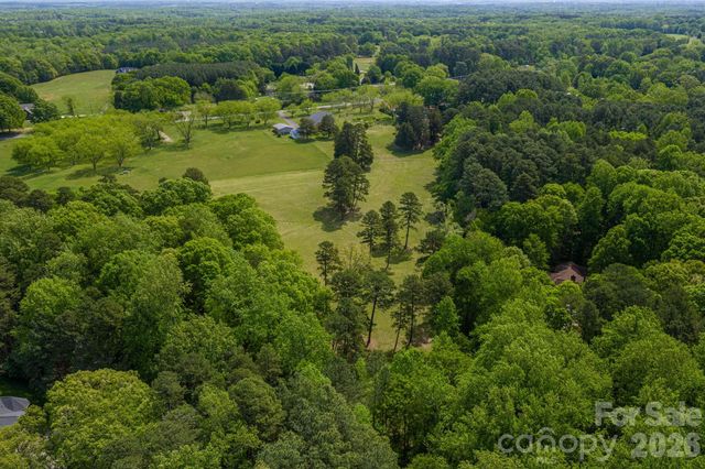 5309 Hickory Grove Road, Stanley, NC 28164