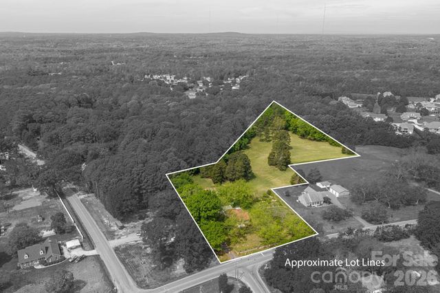 5309 Hickory Grove Road, Stanley, NC 28164