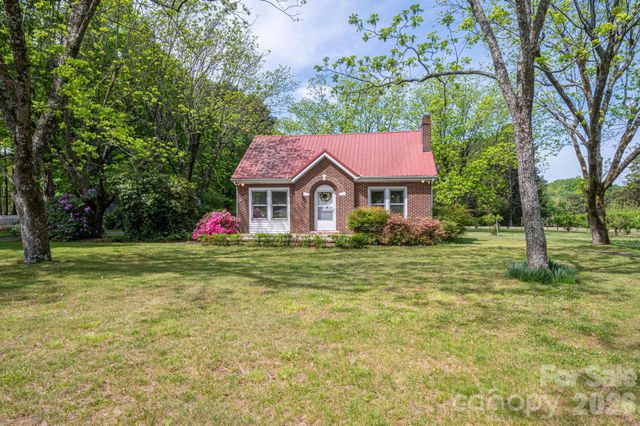 5309 Hickory Grove Road, Stanley, NC 28164