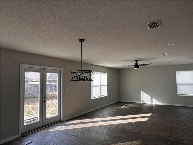 20637 Chesapeake Drive, Robertsdale, AL 36567