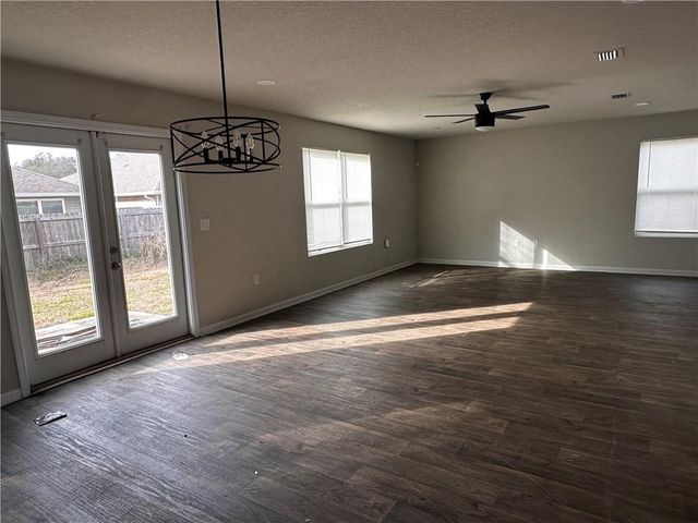 20637 Chesapeake Drive, Robertsdale, AL 36567