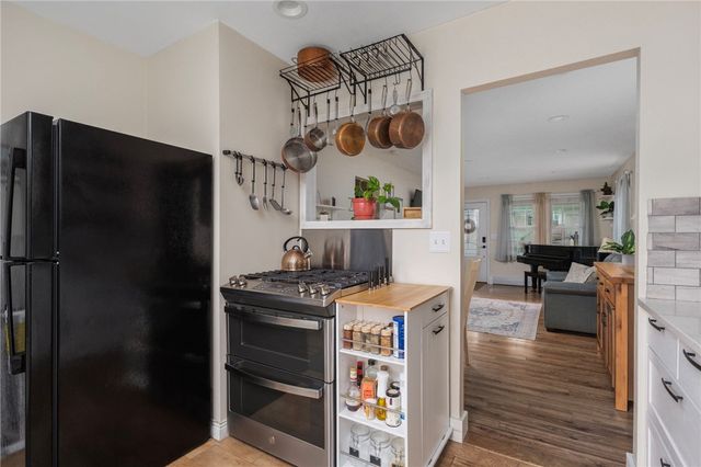 34 Wuddall Avenue, Warwick, RI 02889