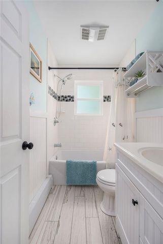 34 Wuddall Avenue, Warwick, RI 02889