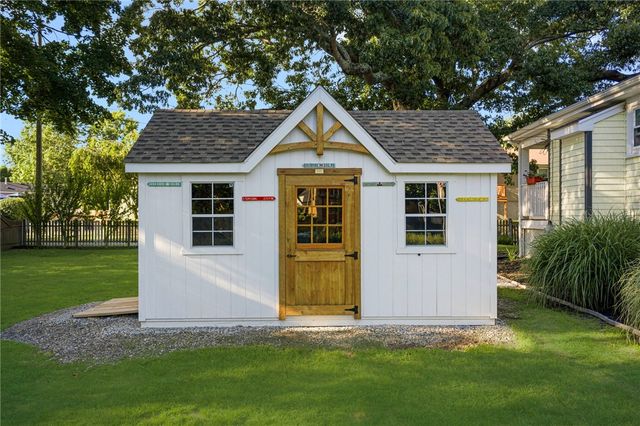 34 Wuddall Avenue, Warwick, RI 02889