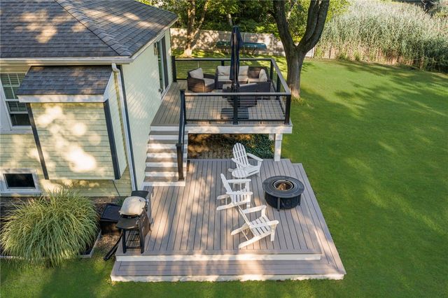 34 Wuddall Avenue, Warwick, RI 02889