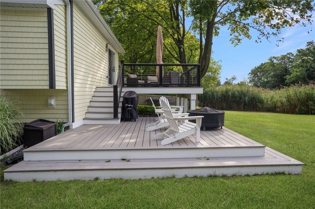 34 Wuddall Avenue, Warwick, RI 02889