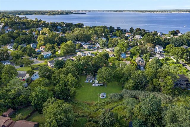 34 Wuddall Avenue, Warwick, RI 02889
