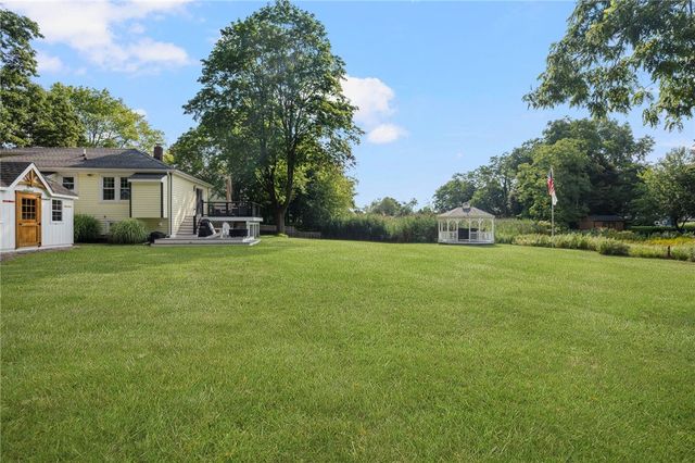 34 Wuddall Avenue, Warwick, RI 02889