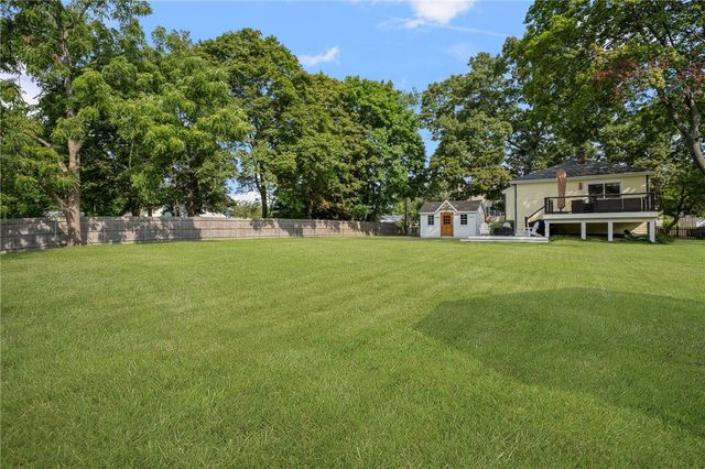 34 Wuddall Avenue, Warwick, RI 02889