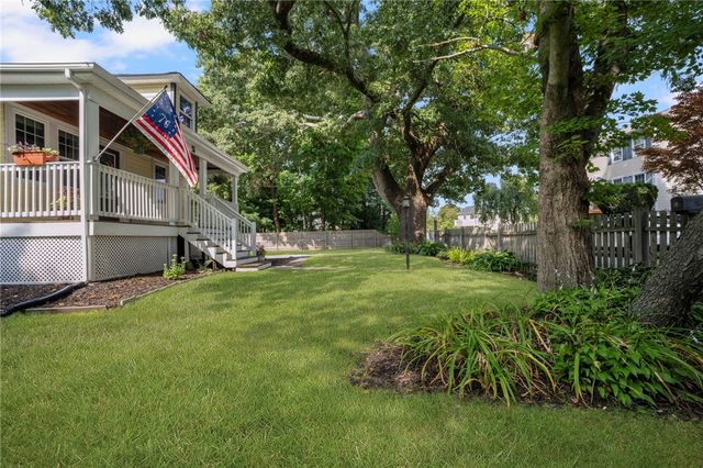 34 Wuddall Avenue, Warwick, RI 02889