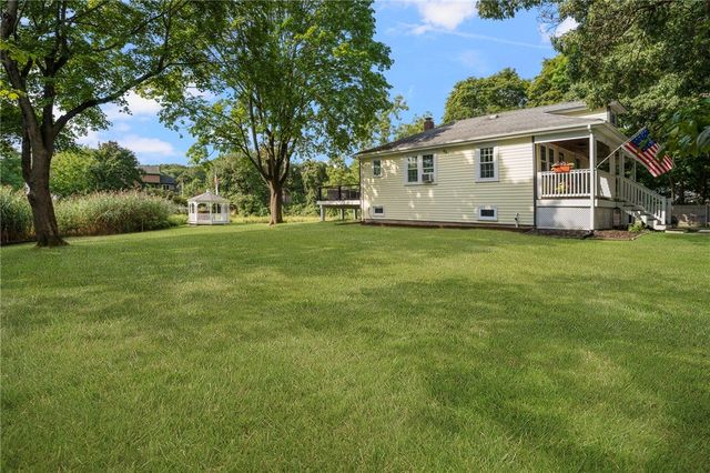 34 Wuddall Avenue, Warwick, RI 02889