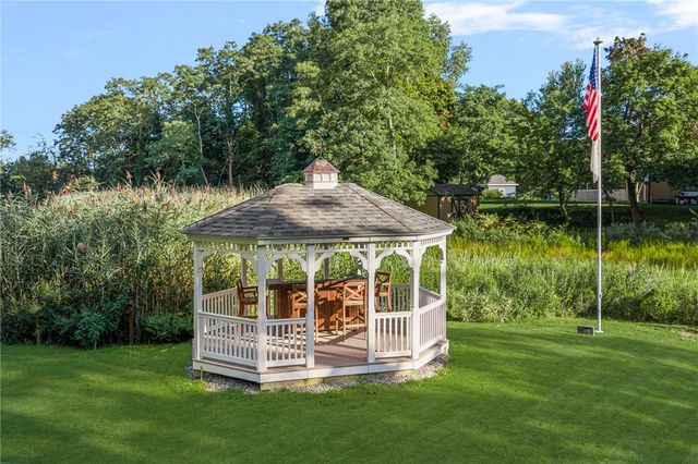 34 Wuddall Avenue, Warwick, RI 02889