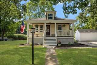 34 Wuddall Avenue, Warwick, RI 02889
