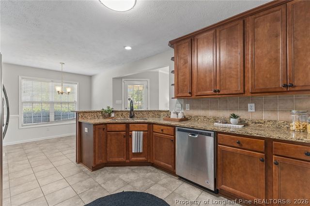3819 Little John Court, Fayetteville, NC 28306