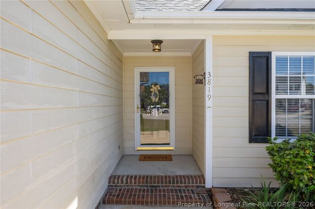 3819 Little John Court, Fayetteville, NC 28306
