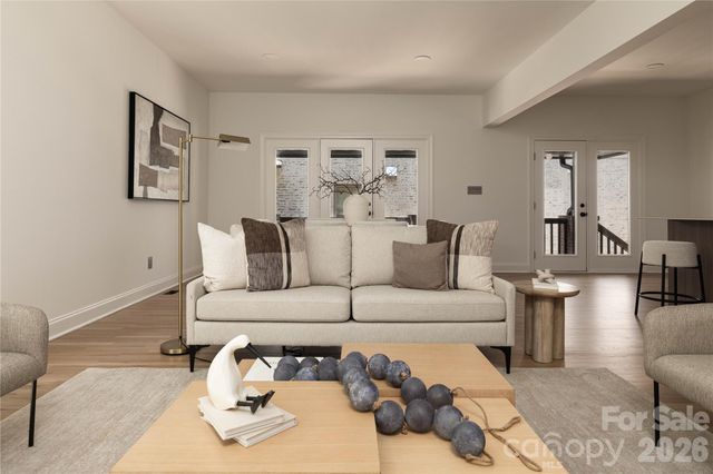 732 Ellsworth Road, Charlotte, NC 28211